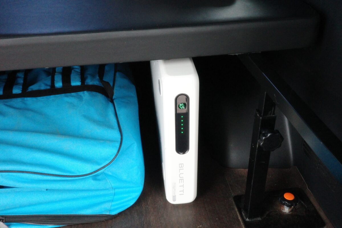 停車中に立てて置いたFridgePower